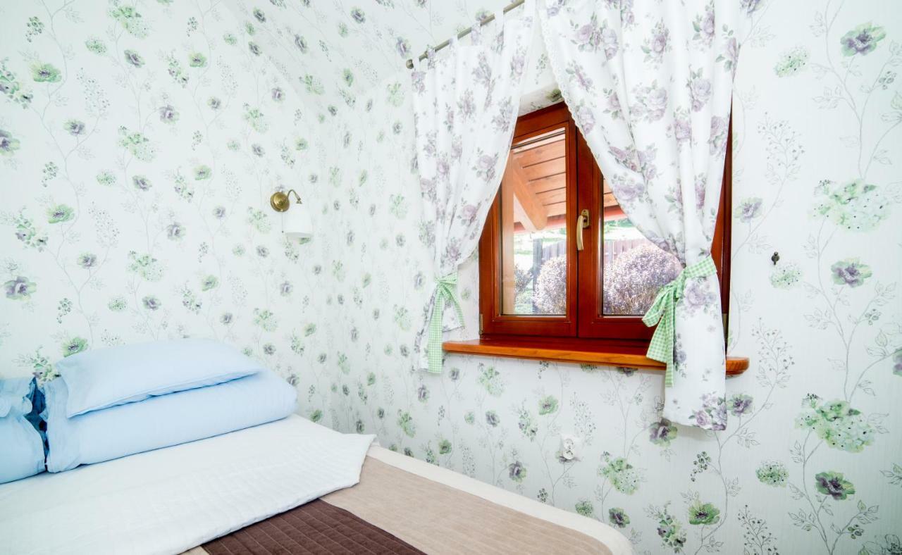 Apartamenty Romanowka Raszow Extérieur photo